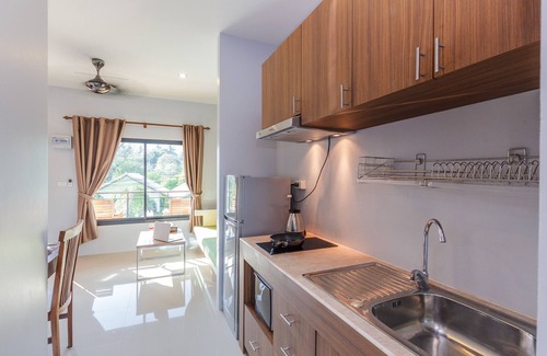 Rawai Resort | One Bedroom Serviced Suite With Swimming Pool In Naiharn Area