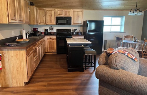 Mora House | One mile off Hwy518 and minutes to Mora