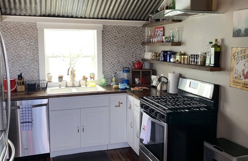 Sequim House | One of a kind! Eclectic and Shabby Chic!