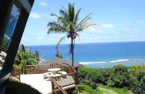 Kilauea House | One-of-a-kind home on the North Shore, beach views