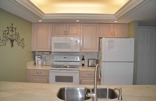 Stuart Condo | Only Have a Week? Unwind at Our Luxury Oceanfront, Indian River Plantation Condo