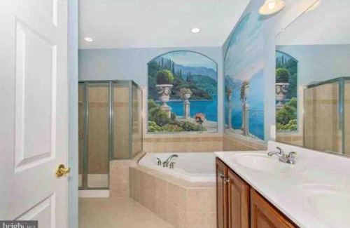 Urbana Apartment | Open Floor Plan, Spa Tub, Fully Stocked Kitchen, King Bed