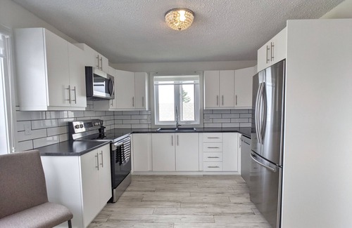 Caraquet House | Open for long term rentals, super view all year round!nFree coffee/tea and more!