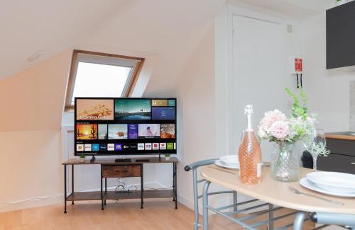 Winton Apartment | Open Mind Property - Perfect Studio Getaway for 2