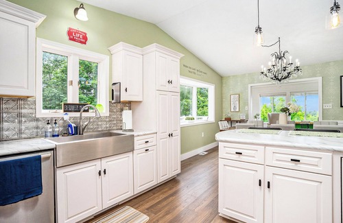 Mears House | Open year round - Spacious 5-bedroom house with views of Lake Michigan in Mears