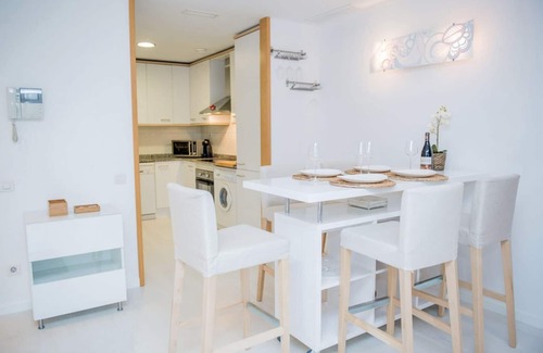 Poblenou Apartment | Opening Doors Poblenou flat with terrace and pool