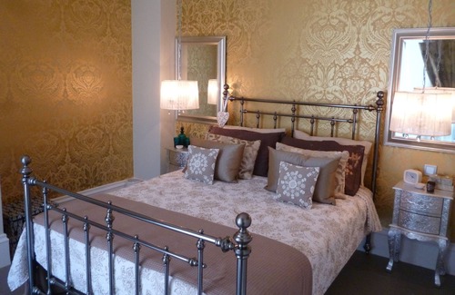 Vlachopoulatika Apartment | Opera House & Pool - Luxury Apartment Oro, Paxos