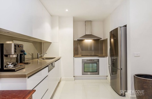 Sydney Central Business District Apartment | Opera House Vintage Suite