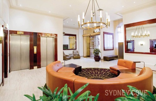 Sydney Central Business District Apartment | Opera House Vintage Suite