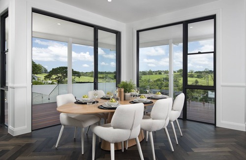 Maleny House | Ophelia l Opulent Lady of Maleny