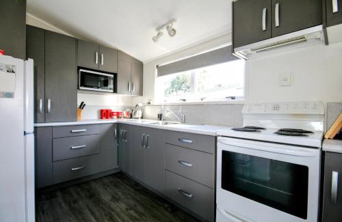 Opunake House | Opunake Break - Opunake Holiday Home