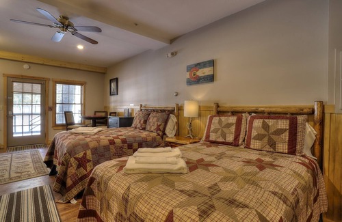 Oquossoc Hotel | Oquossoc Suite #2 | A/C