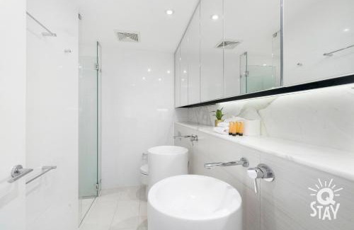 Broadbeach Apartment | Oracle Resort Broadbeach - 4 Bedroom Sub Penthouse Ocean View Apartment - QSTAY