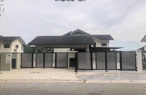 Shah Alam Villa | Orak Villa @ Kayangan Heights