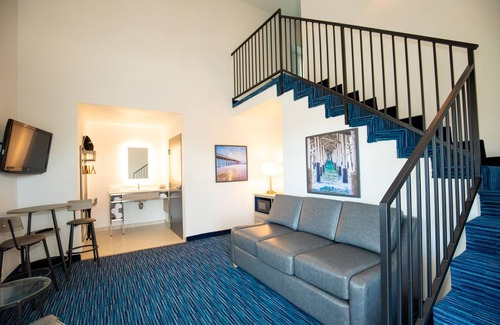 Tustin Hotel | Orange Grove Inn