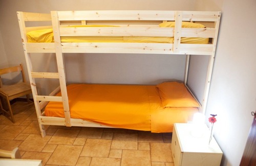Leporano Apartment | Orange Residence