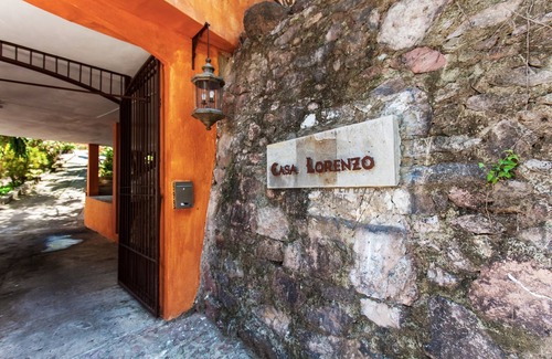 Alta Vista Villa | Orange Sunsets, Ocean Views, Lush Landscape, Total Privacy