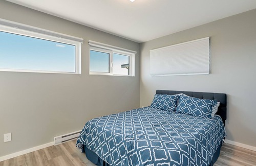 Saanich East House | Orca View Suite 10 Mile Point