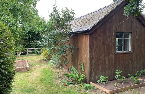Ross-on-Wye Cabin | Orchard Cabin Herefordshire Wye Valley