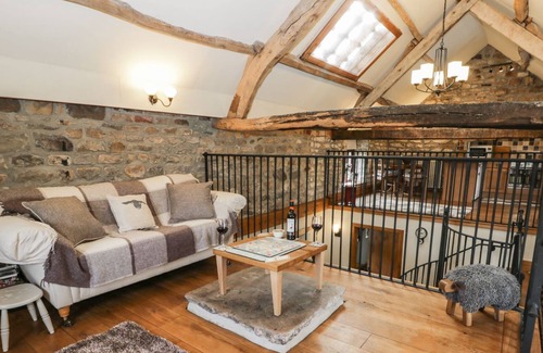 Goathland Other | ORCHARD COTTAGE, pet friendly, character holiday cottage in Goathland