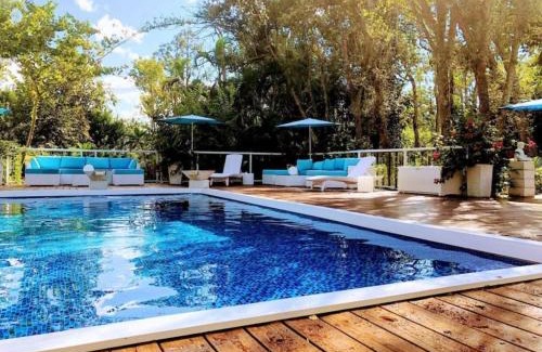 Oakes Estates House | Orchid Estates