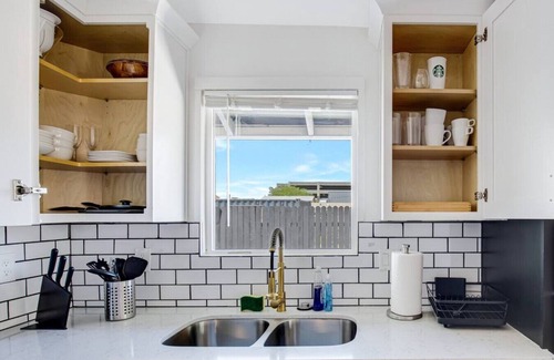 Downtown House | Oregon · Vintage Bungalow - Heart of Downtown Chandler
