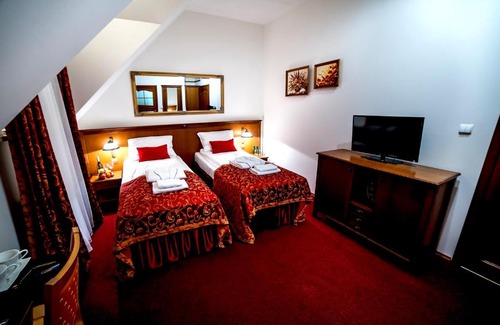 Miłomłyn Resort | Osada Danków