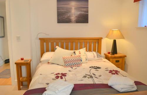 Shaldon Apartment | Osborne House Apt 6