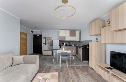 Krakow Apartment | Osiedle Piastów Charming Apartment