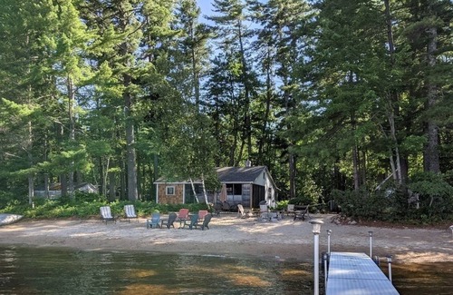 Center Ossipee Cottage | Ossipee Lake-Front Cottage On Beautiful Beach with Mountain Views