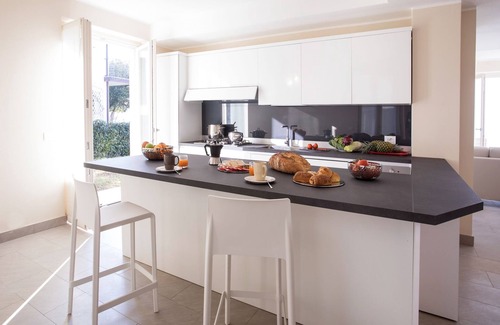 Tremezzina House | Ossuccio Grande C apartment sleeps 12, lake view & pool by Italian Apartments.