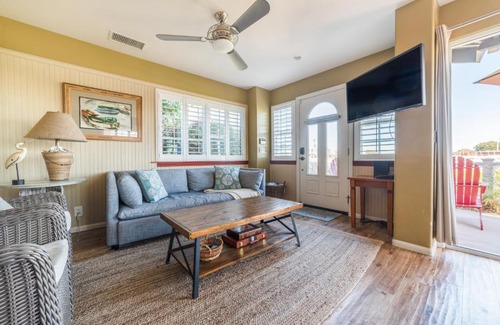 Central Mission Beach House | Ostend Vista Unit A