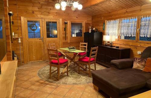 Gelbensande Apartment | Ostsee Jägerhütte am Waldesrand mit Sauna