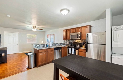 Stillwater Apartment | OSU 1 bed near stadium-sleeps 4