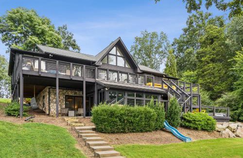 Mount Mourne House | Otherside of Paradise