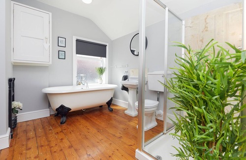 Darley Abbey Apartment | Otter Street - Darley Park House