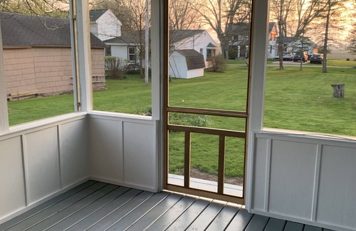 Three Oaks House | Our Beautiful Home Away From Home For Your Stay