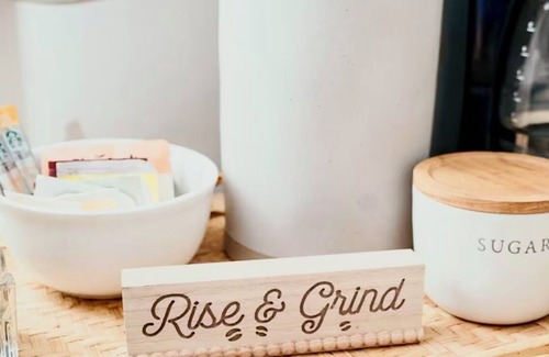 West Monroe House | Our Guests Agree: Beautiful, Clean, Well-equipped