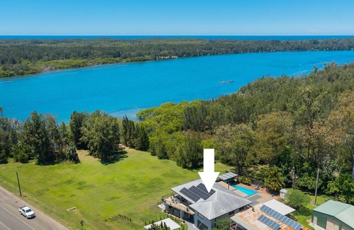 Laurieton House | Our View - 3 bedroom holiday home in laurieton, guest wifi available