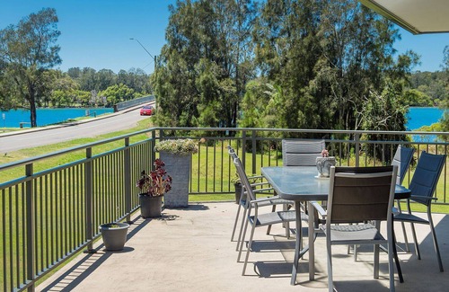 Laurieton House | Our View - 3 bedroom holiday home in laurieton, guest wifi available