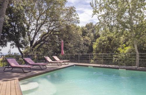 Sauveterre Villa | Ousidou