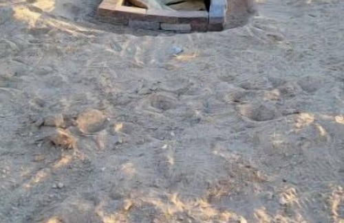 Twentynine Palms RV Rental | Outdoors fire pits w/Beautiful Stars & Moon view