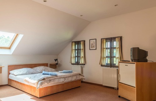 Petrovice u Susice House | Outline B&B Jiricna