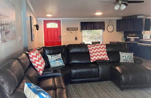 Canadian House | Outlook Over The Lake Hot tub/private dock. Save this one to your Wish List