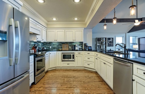 Beaver Shores House | Outstanding View Lake Access Spacious Lakehouse