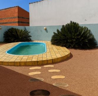 Xangri-La House | Ouvir das Ondas - Xangri-lá