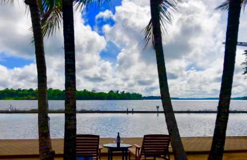 La Simplicite Hotel | Overbridge River Resort