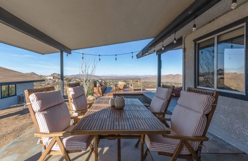 Joshua Tree Highlands House | Overlook Joshua Tree- Pool & Spa Near Park