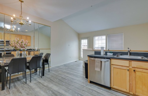 Owings Mills House | Owings Mills Townhouse: 8 Mi to Liberty Reservoir!