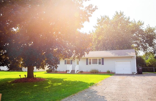 Rochester House | Owl's Nest - A Rochester Escape! RIT & UoR Nearby!